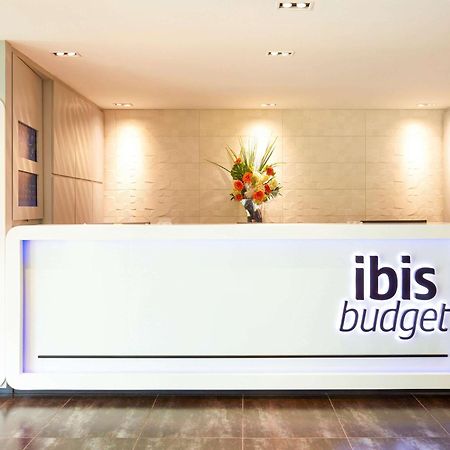 Ibis Budget Singapore Selegie Eksteriør billede