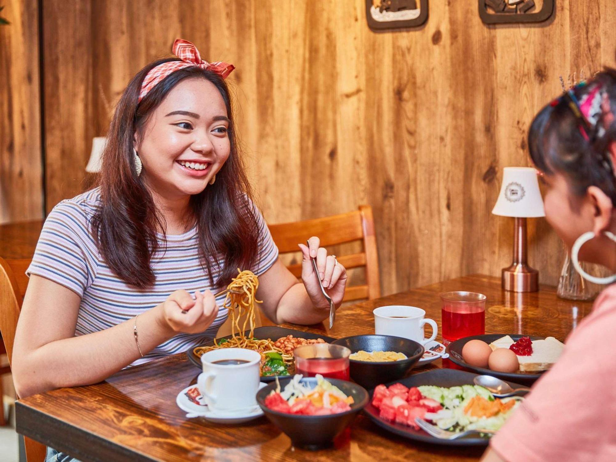 Ibis Budget Singapore Selegie Eksteriør billede